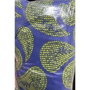 OS LuLaRoe Leggings. Fits size 2-10/12.